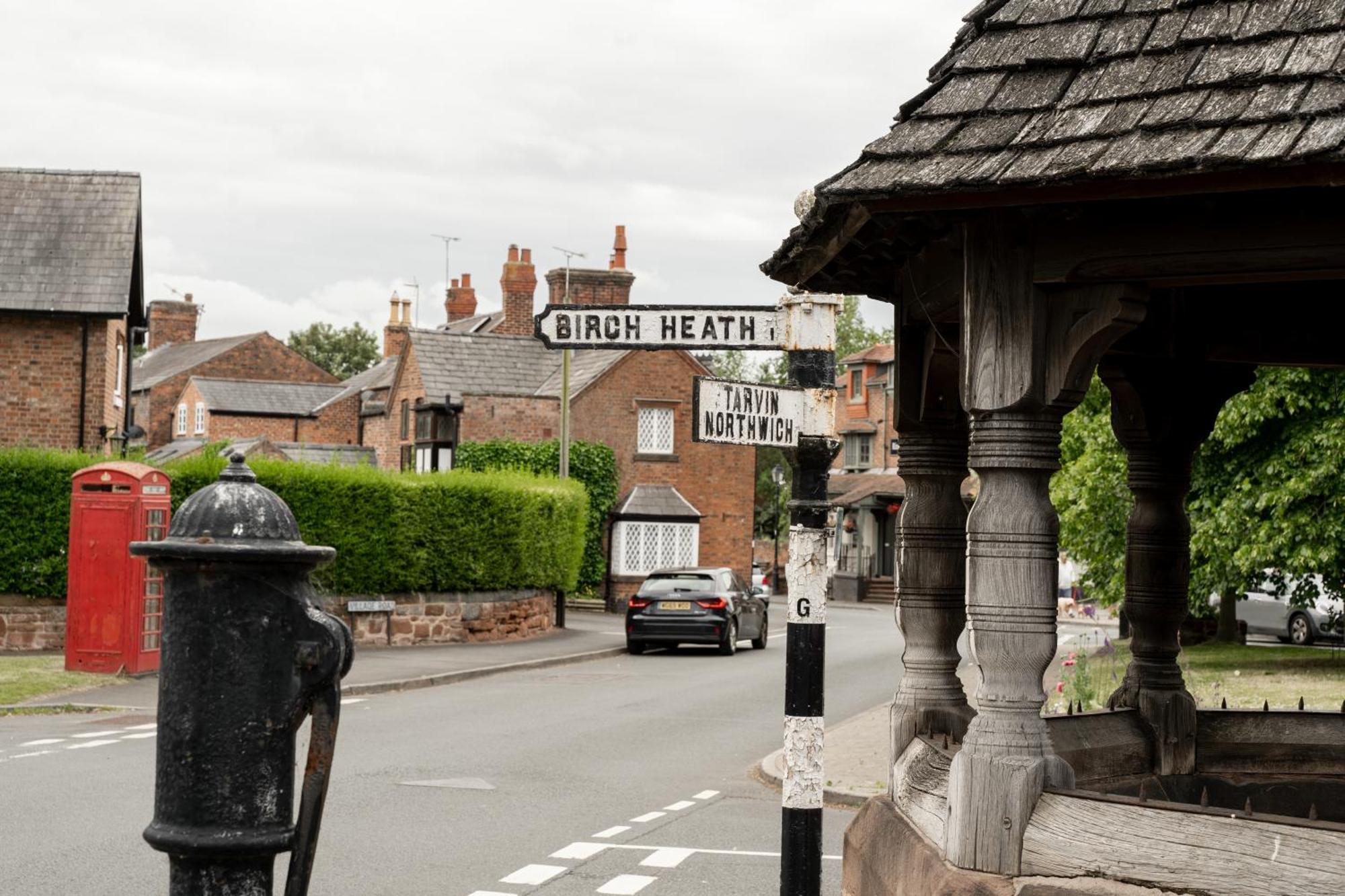 Cosy 2 Bed Cottage In Charming Village Of Christleton - For Up To 5 Exterior photo
